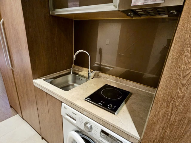 首爾平價住宿推薦| 首爾First Stay Hotel入住心得｜近明洞站交通便利、夜市美食環繞、小資族首選