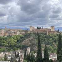 Granada ศิลปะแห่งอันดาลูเซีย สเปนตอนใต้