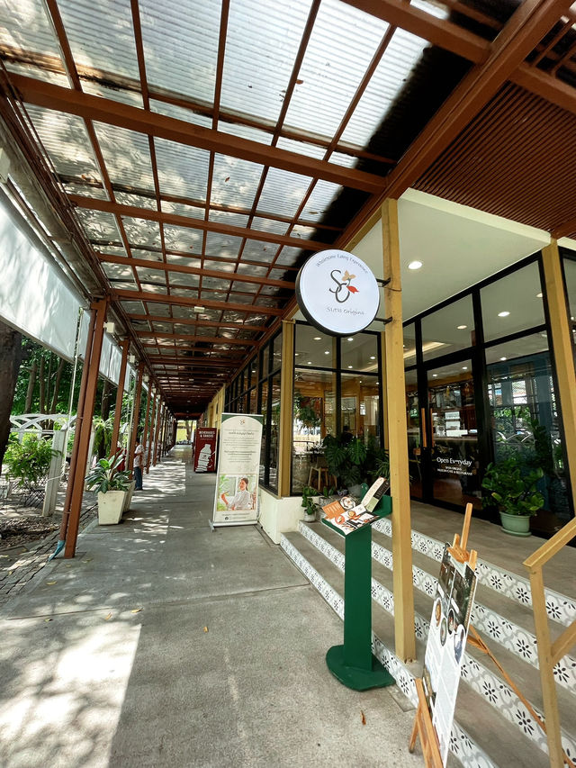 🍲🌿 曼谷！SIAM ORIGINS：品味泰國風味，享受優美環境！🌟🍜