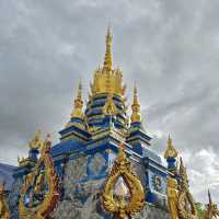  วัดร่องเสือเต้น Blue Temple