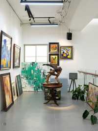 J’ADORE Cafe & Art Exhibition