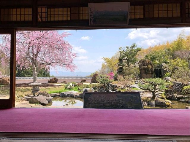 Temple with a Peaceful Vibe