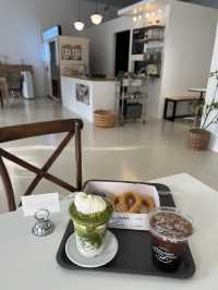 Haustable Cafe