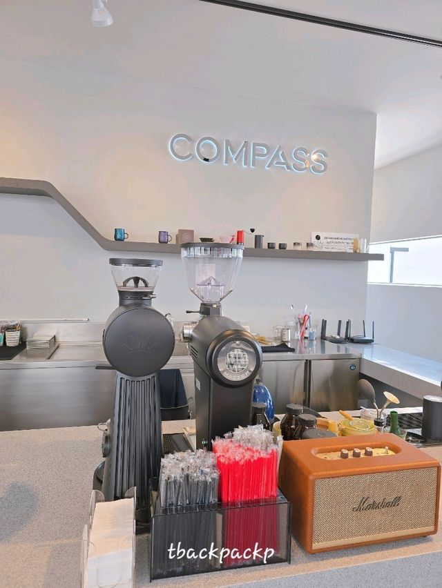 Compass Coffee Roasters-304 ร้านดีเลยที่ศรีมหาโพธิ