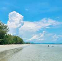 หาดบานชื่น
