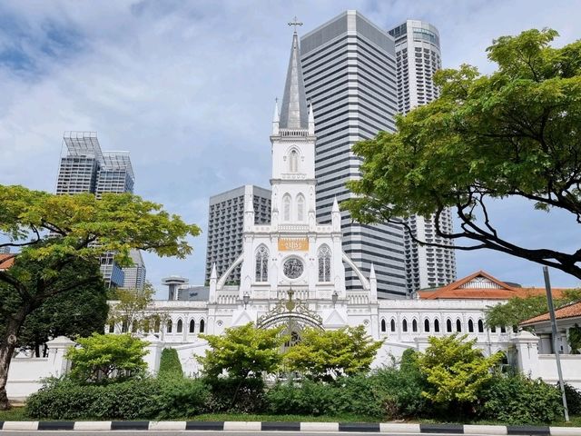 Urban Gems: A Sparkling Singapore Walk 👣