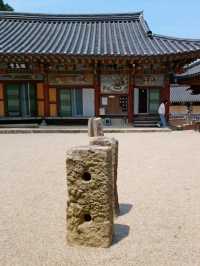 고요한 산사에서의 특별한 데이트 🌸