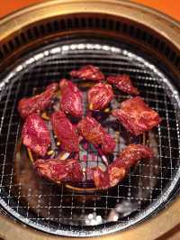 高山🇯🇵 有個套餐是 飛驒牛33種部位 一次上桌！