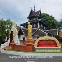 ชมหอธรรมและพิพิธภัณฑ์ หลวงปู่จันทร์ กุสโล
