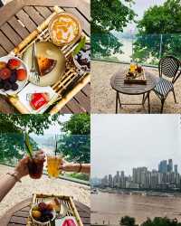 Amazing hotel with panoramic views in the heart of Chongqing!