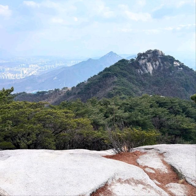 A Hike to Suraksan’s Main Peak