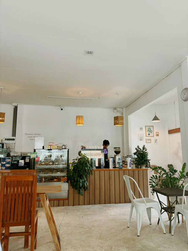 Roaster cafe ชื่อนี้มีของอร่อย