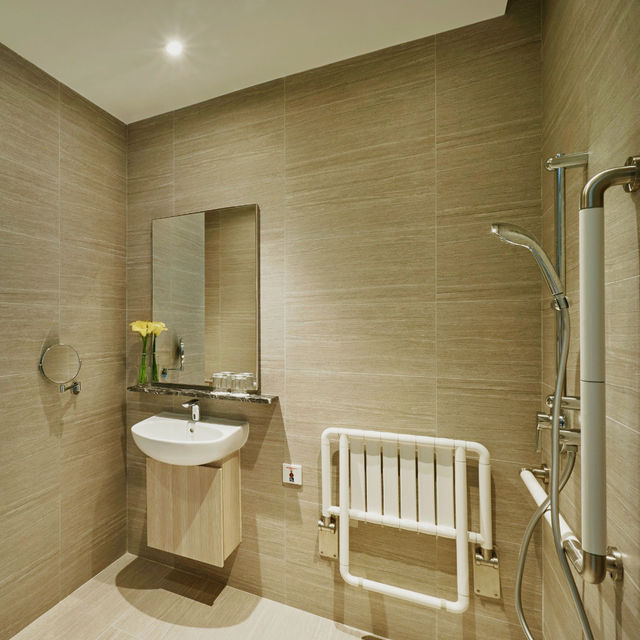 An Urban Retreat Where Comfort Meets Convenience