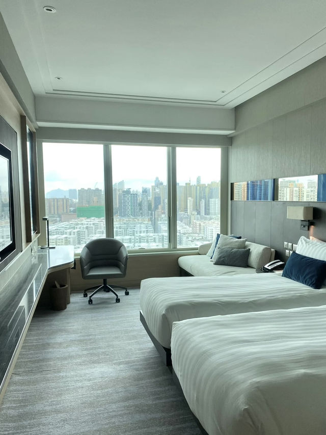 Grand Views and Classic Comfort at Harbour Grand Hong Kong