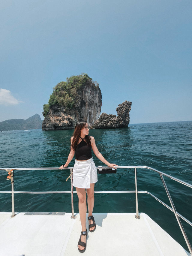 Island Hopping: Phi Phi, Maya Bay & Khai 🇹🇭 🏝️ 