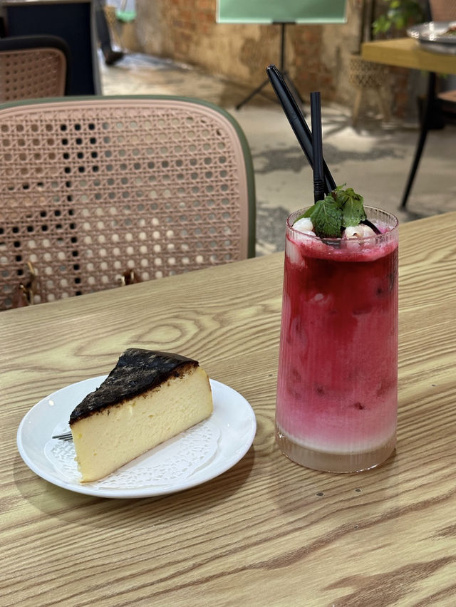 Cengkihs Asia Signature – Where My Dinner Turned Into a Full-On Food Concert 