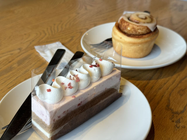 ☕️ Shrine & Sip: Iconic Starbucks Stop at Dazaifu Omotesando