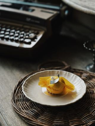 A new French country-style cafe opened in Taipei