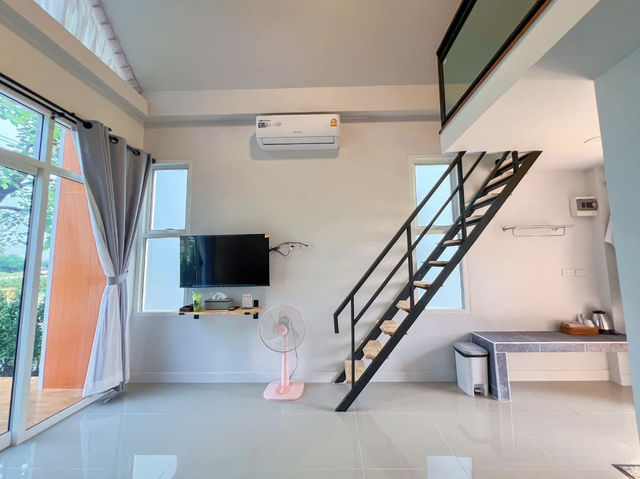 นอนรีสอร์ทกลางทุ่งนาที่ นาโนรีสอร์ท 