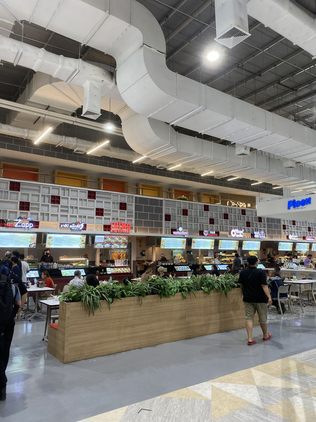 Food Avenue ฟู้ดคอร์ทโฉมใหม่ที่ Big C Place