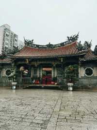 Longshan temple