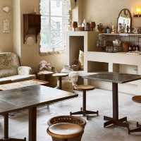 Yeah yeah and friends Cafe