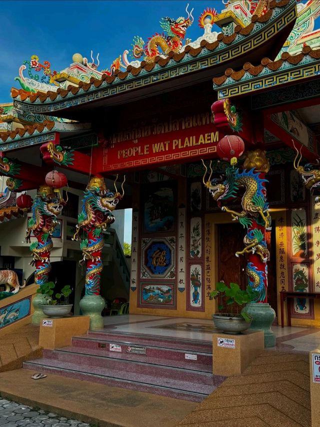 Temple Hopping in Koh Samui