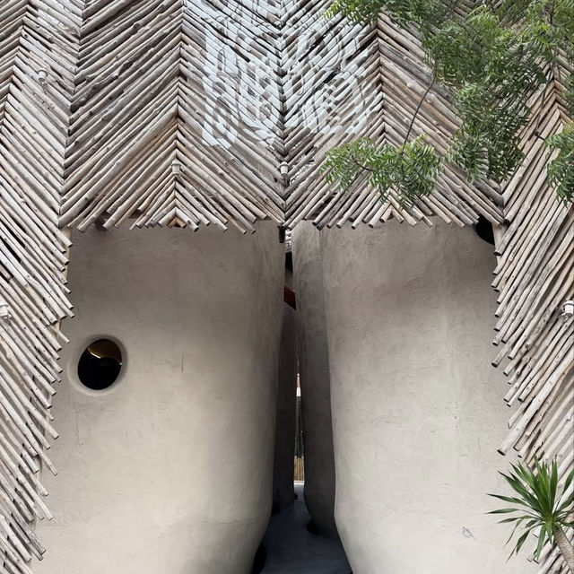 ass House BOHO