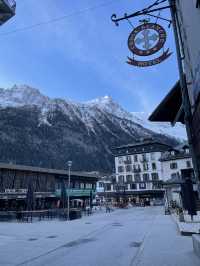 Chamonix-Mont-Blanc เมืองสกีรีสอร์ทของฝรั่งเศส