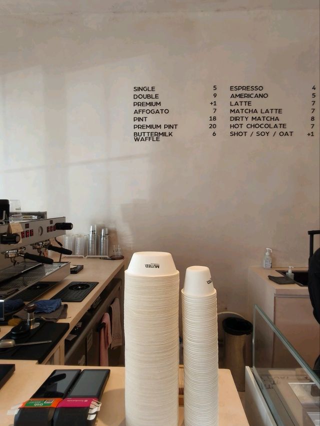 🇸🇬Eat Icecream at Muted Cafe Singapore🍦