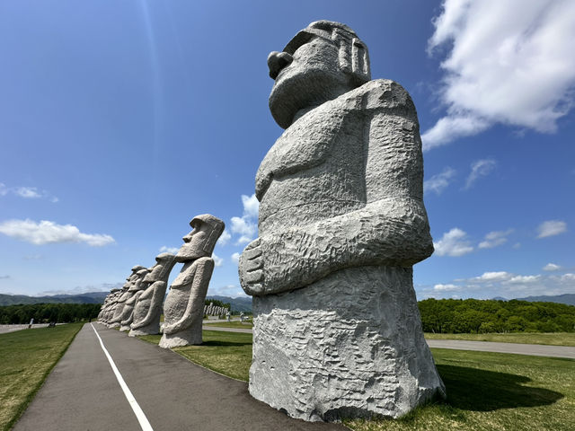 有冇諗過去旅行會參觀人哋個墓園？🤣