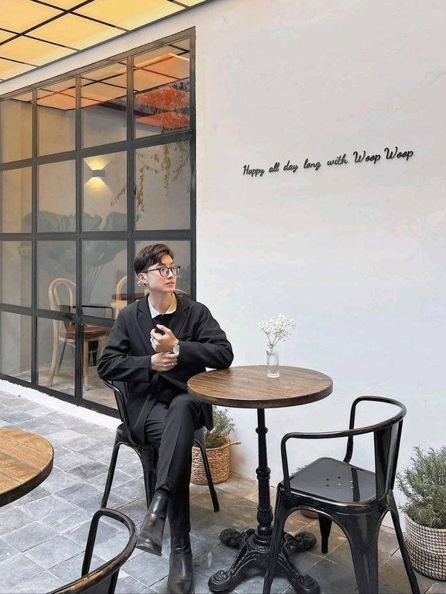 Woop Woop Cafe & Bistro