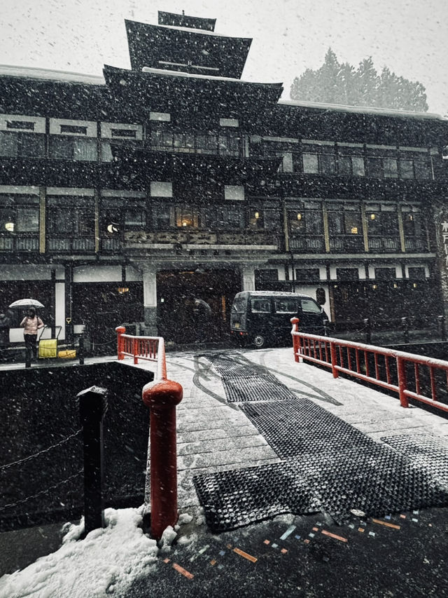 ❄️下著雪的銀山溫泉♨️此生難忘