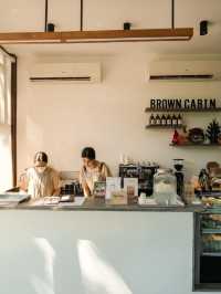 Brown Cabin Chocolate Cafe 🌲🌲