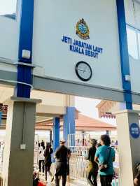 Touchdown in Paradise: Welcome to Jetty Perhentian Island
