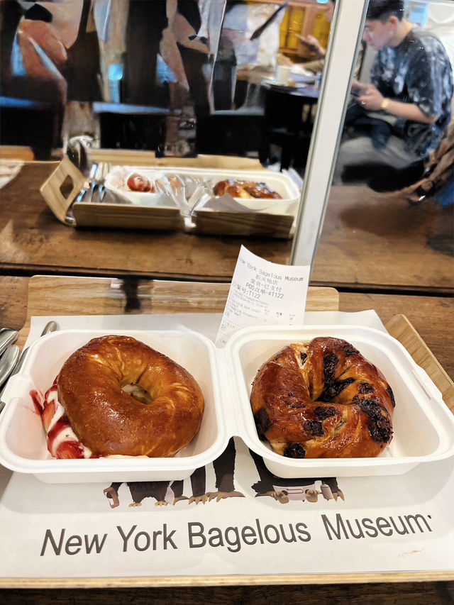 รีวิว New York Bagelous Museum – สาขา Xintiandi
