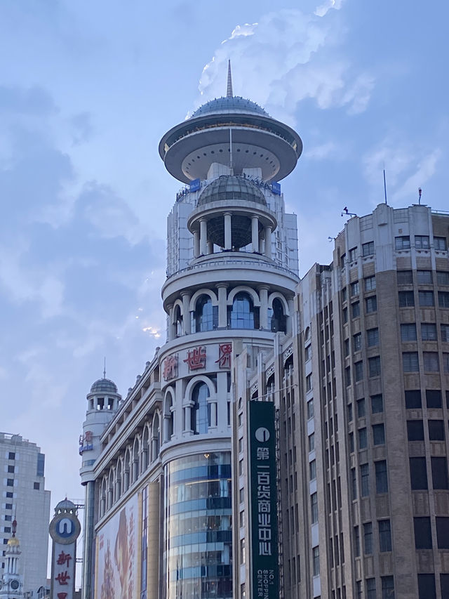 上海旗艦店集中地-南京路步行街，超好逛👍👍