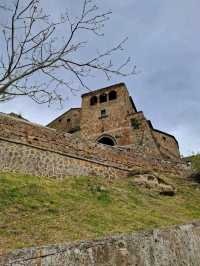 Timeless Beauty and Dramatic Views in Civita di Bagnoregio