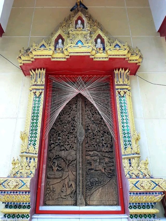 วัดเขาไม้แดง