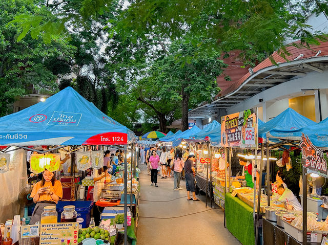 2 วัน 1 คืนเที่ยวในเมือง อุดรธานี ชิคๆ 2 วัน 1 คืนเที่ยวในเมือง อุดรธานี ชิคๆ
