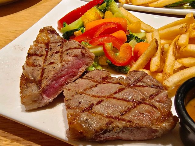 新莊宏匯，TGI FRIDAYS星期五美式餐廳