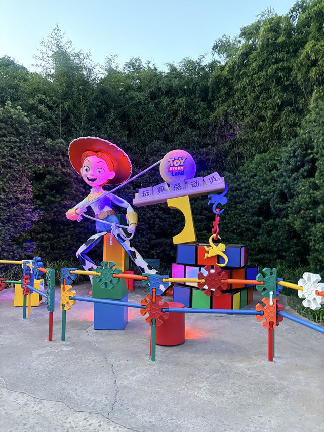 乗り物乗り放題スケールがすごい上海ディズニー🎠
