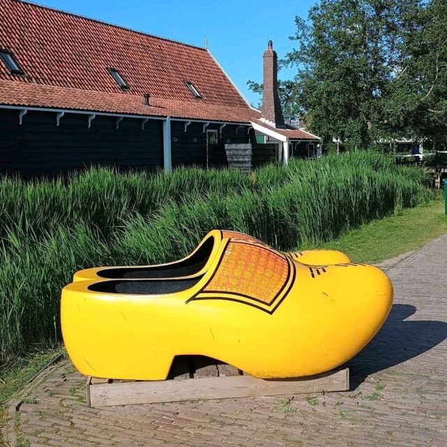 👞“Clogs and Windmills — A Fairytale Walk Through Zaanse Schans” 👞“Clogs and Windmills — A Fairytale Walk Through Zaanse Schans”