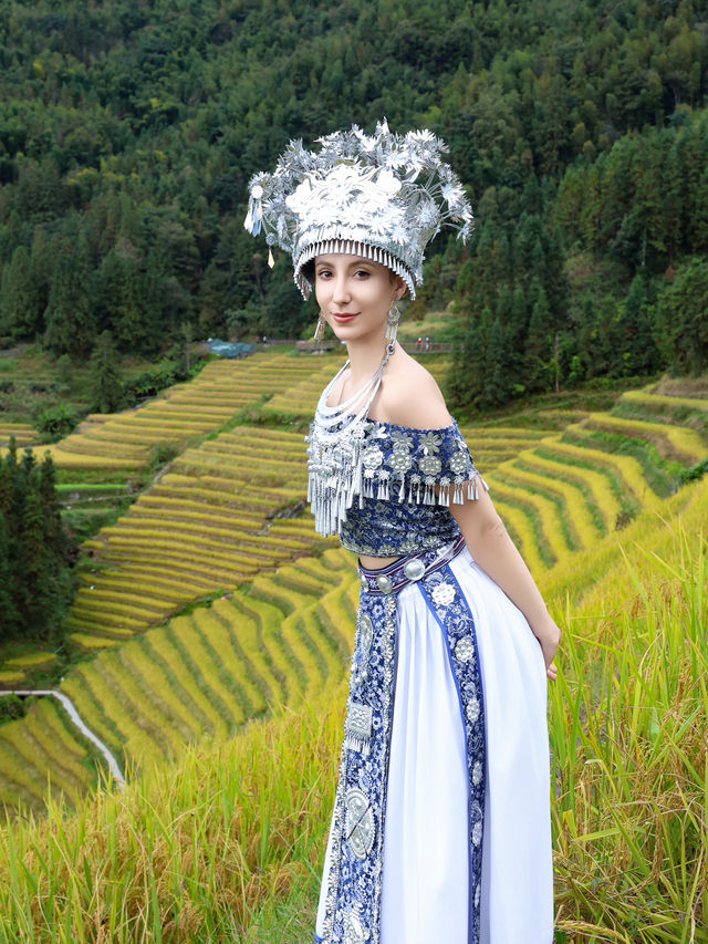 Sunkissed Hikes & Epic Shots at Longji Terrace Fields 📸🌾