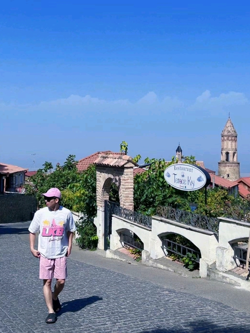 City Walks in Sighnaghi & Kutaisi—Georgia's Red Wine Town Adventure! 👻🍷