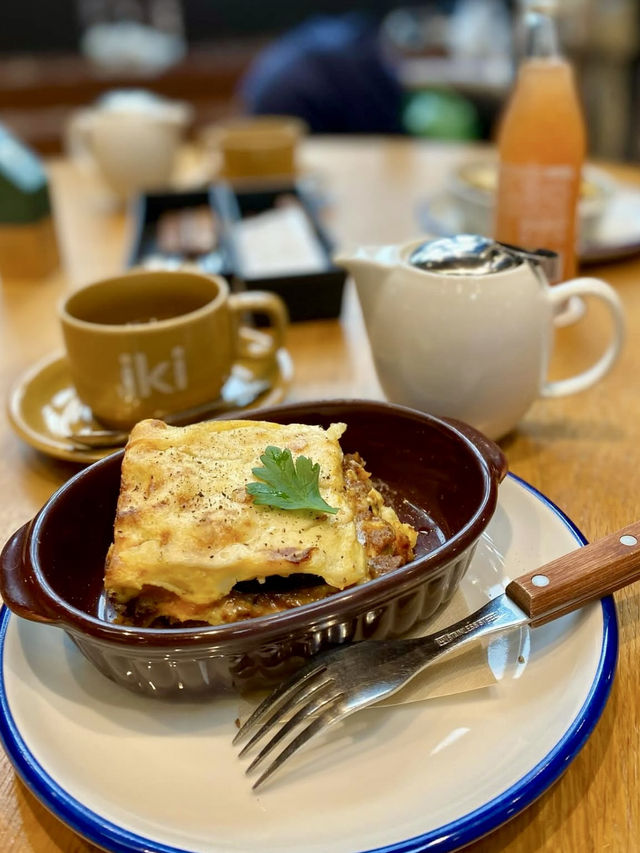Riverside Brunch at iki Roastery & Eatery ☕🍴 Riverside Brunch at iki Roastery & Eatery ☕🍴