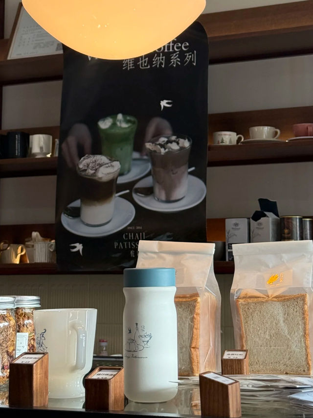 Oh My Milk Heaven! 🍼｜The Most Legendary Milk Skin Cake in Harbin!!