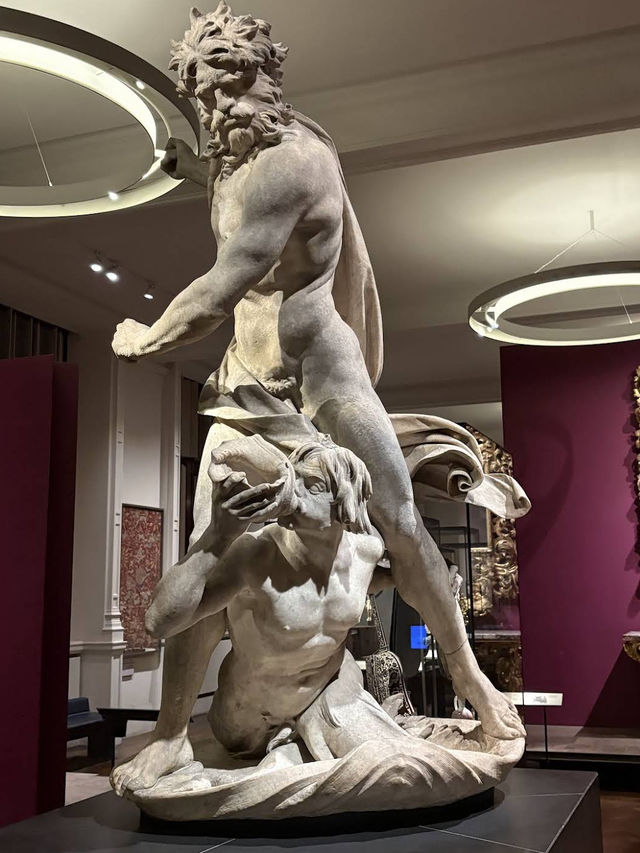 🎨🏛️ Design, Art & Craft at The Victoria and Albert Museum (V&A) 🌿✨ 