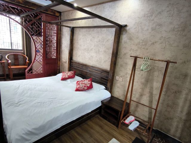 นี่ไม่ใช่เมืองโบราณที่ไหนแต่นี่คือโรงแรมWuzhen Zhi นี่ไม่ใช่เมืองโบราณที่ไหนแต่นี่คือโรงแรมWuzhen Zhi