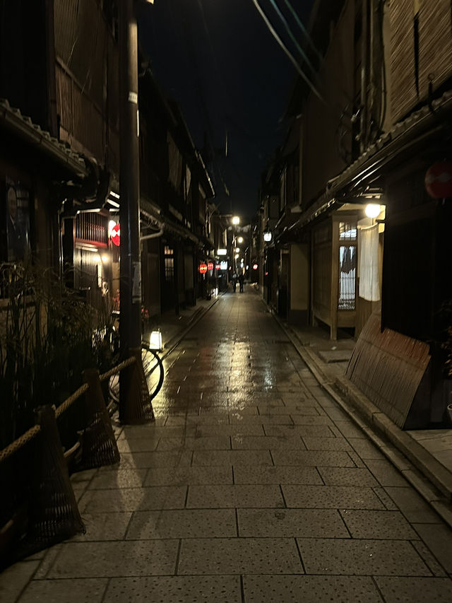 💮✨ Gion — เสน่ห์เกียวโตเก่าแก่ที่งดงามที่สุด 💮✨ Gion — เสน่ห์เกียวโตเก่าแก่ที่งดงามที่สุด